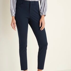 Old Navy Pixie Pants skinny slacks in navy blue size 8 petite
